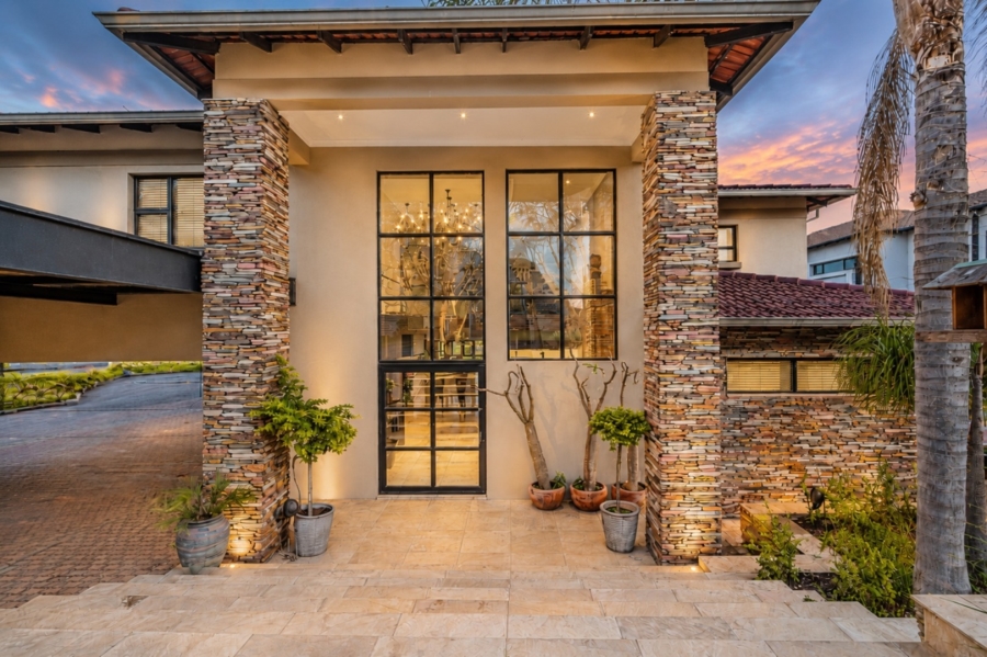 8 Bedroom Property for Sale in Birdwood Estate North West